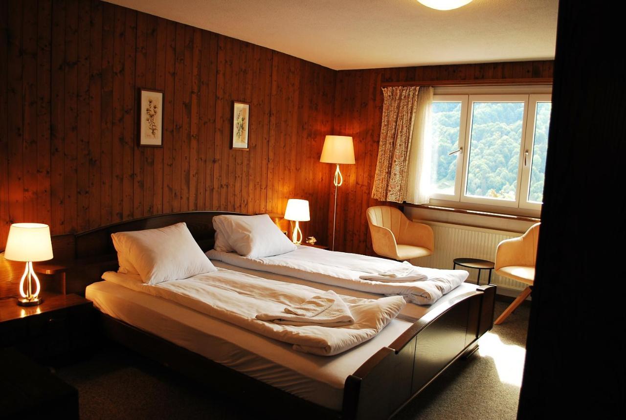 Rooms With Private Bathrooms Saas im Prattigau Екстериор снимка