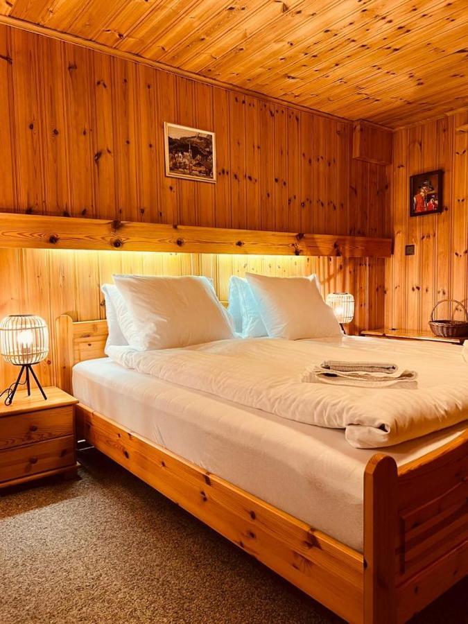 Rooms With Private Bathrooms Saas im Prattigau Екстериор снимка